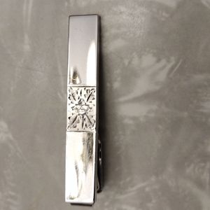 Lamode sterling tie bar.